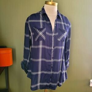 Plaid shirt xs